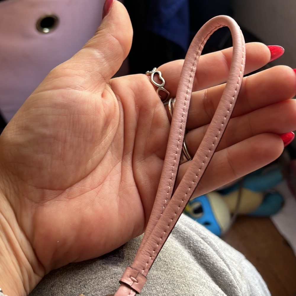 Coach wristlet - Picture 4 of 5